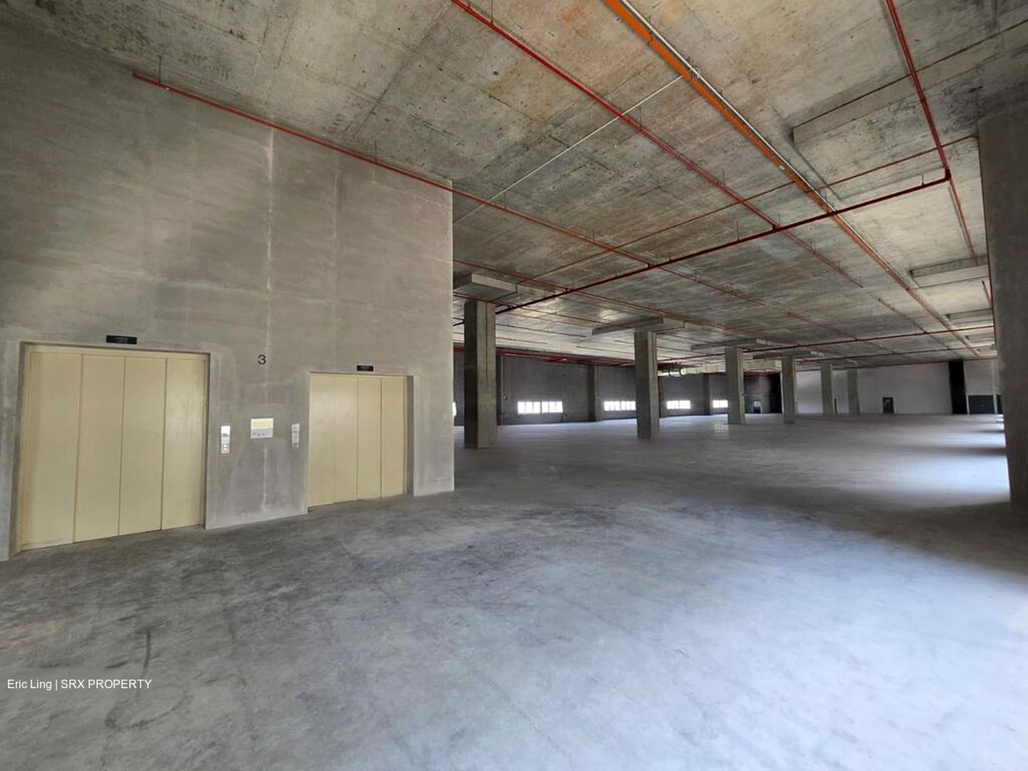 Pandan Road (D22), Warehouse #470121011